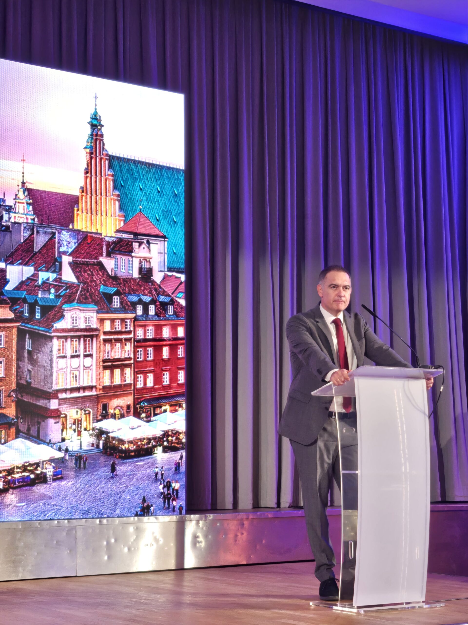 89η ΓΕΝΙΚΗ ΣΥΝΕΛΕΥΣΗ HOTREC : Ο Πρόεδρος του ΞΕΕ Αλέξανδρος Βασιλικός επανεξελέγη Πρόεδρος της Πανευρωπαϊκής Συνομοσπονδίας Ξενοδοχίας και Εστίασης